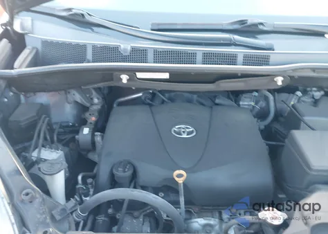 2020 Toyota Sienna Xle z USA, uszkodzony, nr VIN 5TDDZ3DC7LS244873